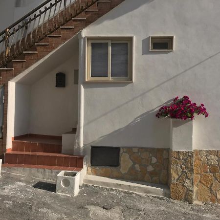 Casa Vacanze Flora Peschici Bagian luar foto